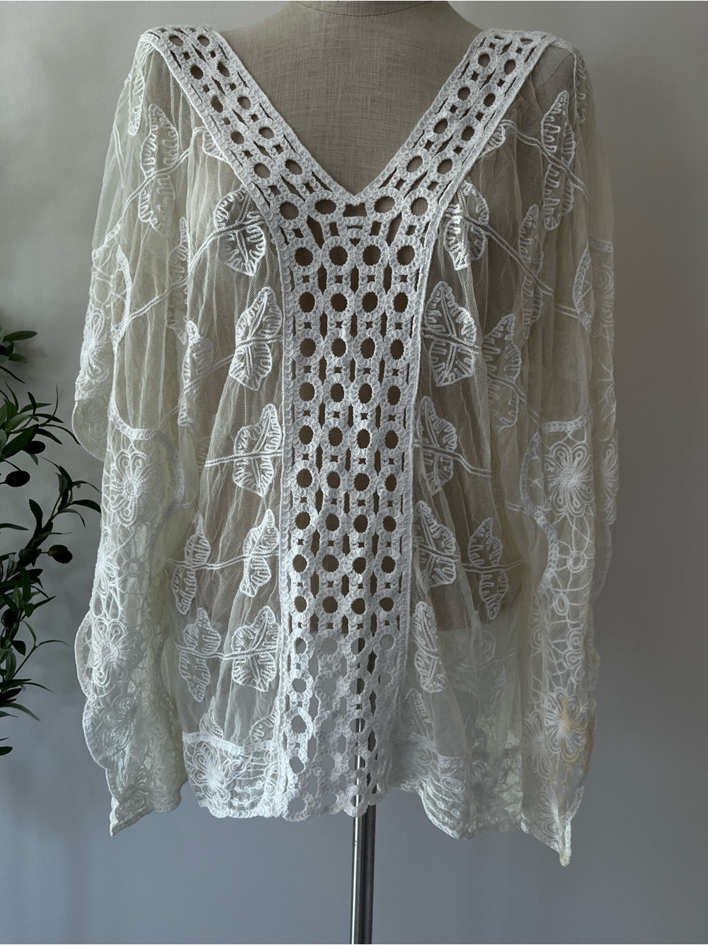 White Lace Crochet Flowy drapey V-Neck Women's Top